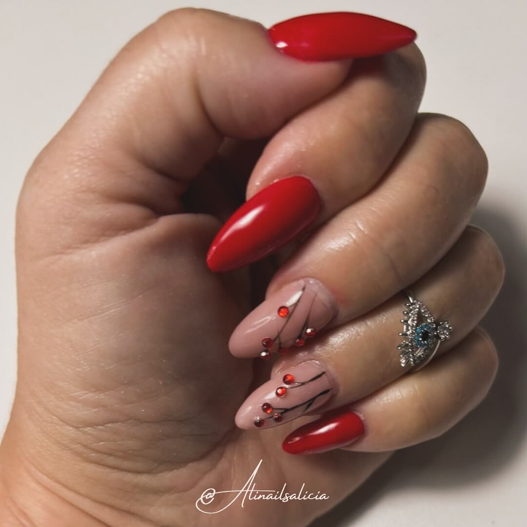Gallery image 10 - Nail and lash work example